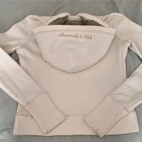 Abercrombie & Fitch Off-White Quarter Zip Jacket - Picture 4 of 6